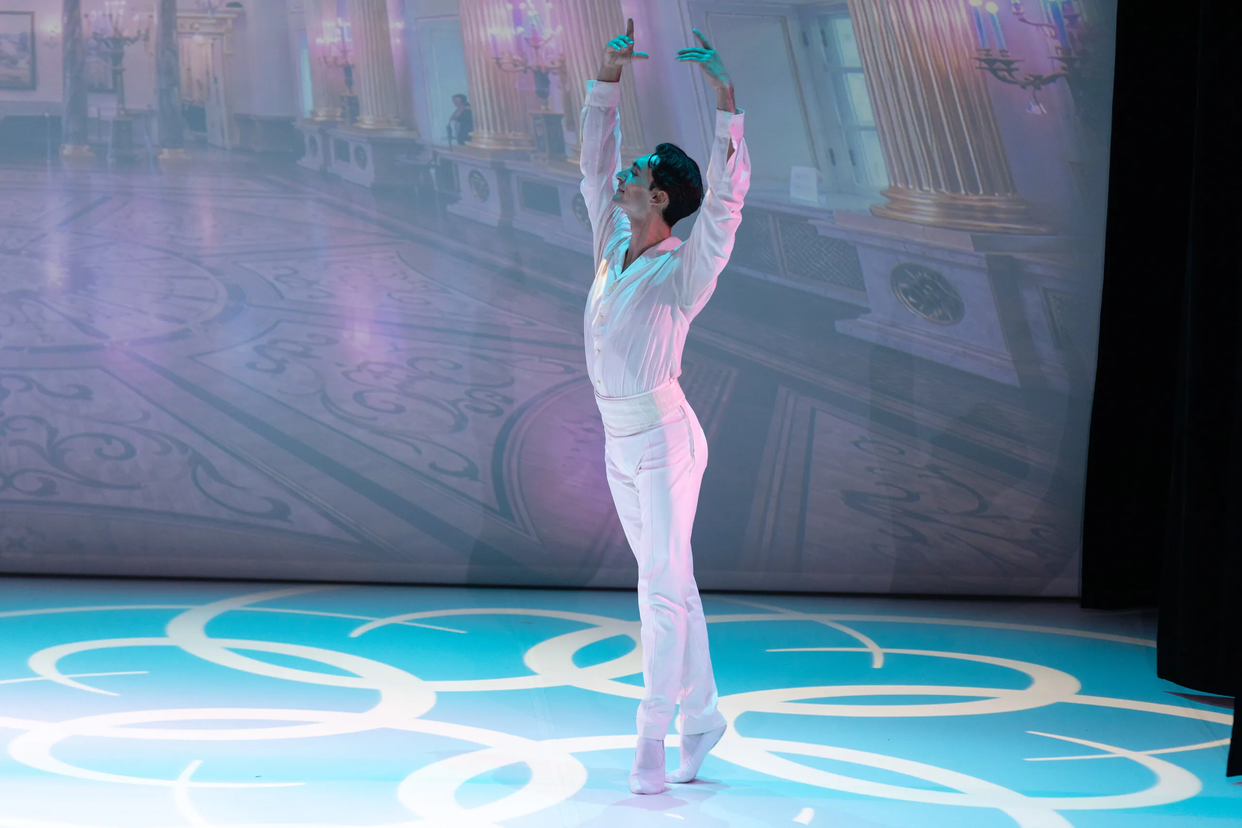 The guest dancer's variation on the palace stage.
